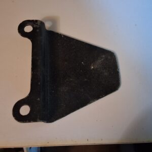 Fuel tank hose retainer 302802