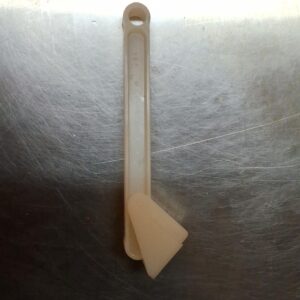 Evinrude front cover latch 378052