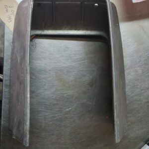 Evinrude rear cover 71 72-93 35-40 hp pt no 315446