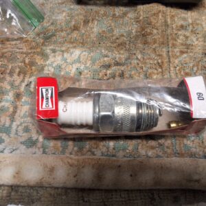 Vintage champion d9 spark plug