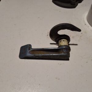 Omc hood latch pt no 318948 assembly