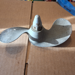 Martin 20 prop and nut