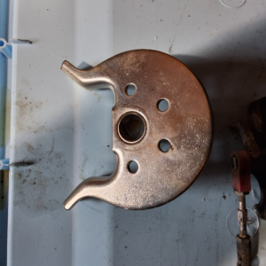 Mercury mid section bracket