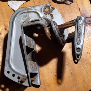 Evinrude 4425 transom clamp assembly