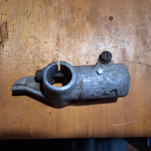 Johnson tiller handle bracket 25b201