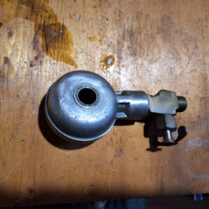 Ad-526 fuel bowl connector