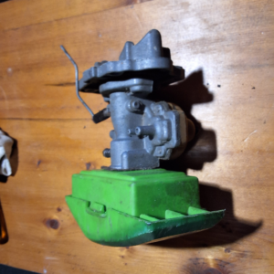 Lawn boy f series carb