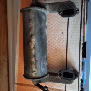 Exhaust manifold a series