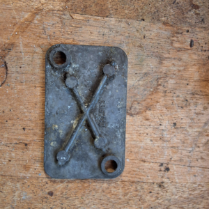 Omc plate cover 305740