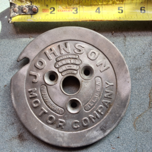 Johnson  13b514 rope start pulley cover