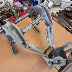 Omc transom clamp bracket 27d212