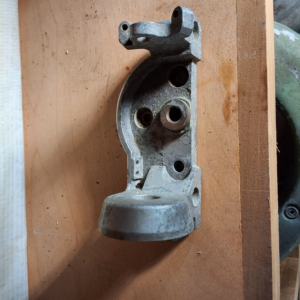 Mercury mark 20 bracket mc-4830