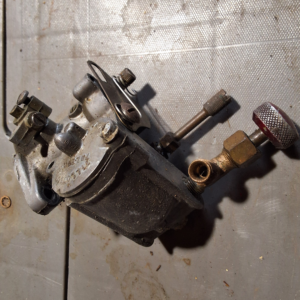 Carburetor aj30a tillotson