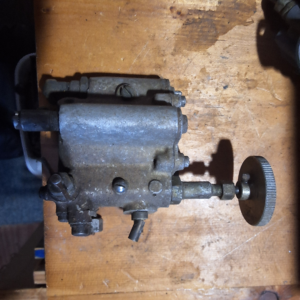 Tillotson 100525 primer carburetor