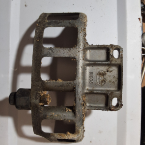 Mercury 110 fro t bracket 31906