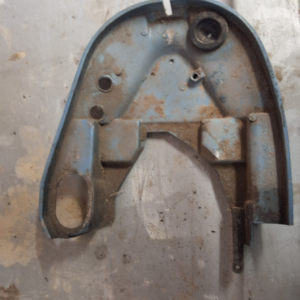 Evinrude  front lower cover 304004