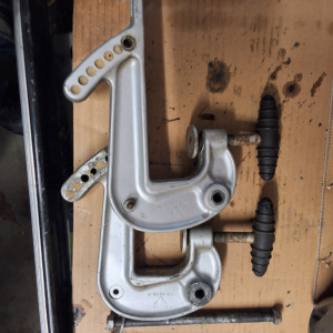 Mercury 25 e transom clamps md3829f