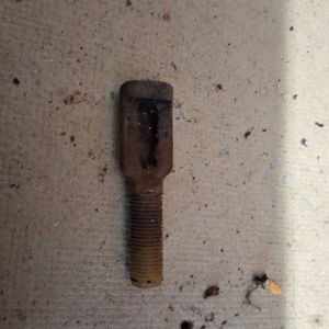 Johnson  idle adjustment screw 321966